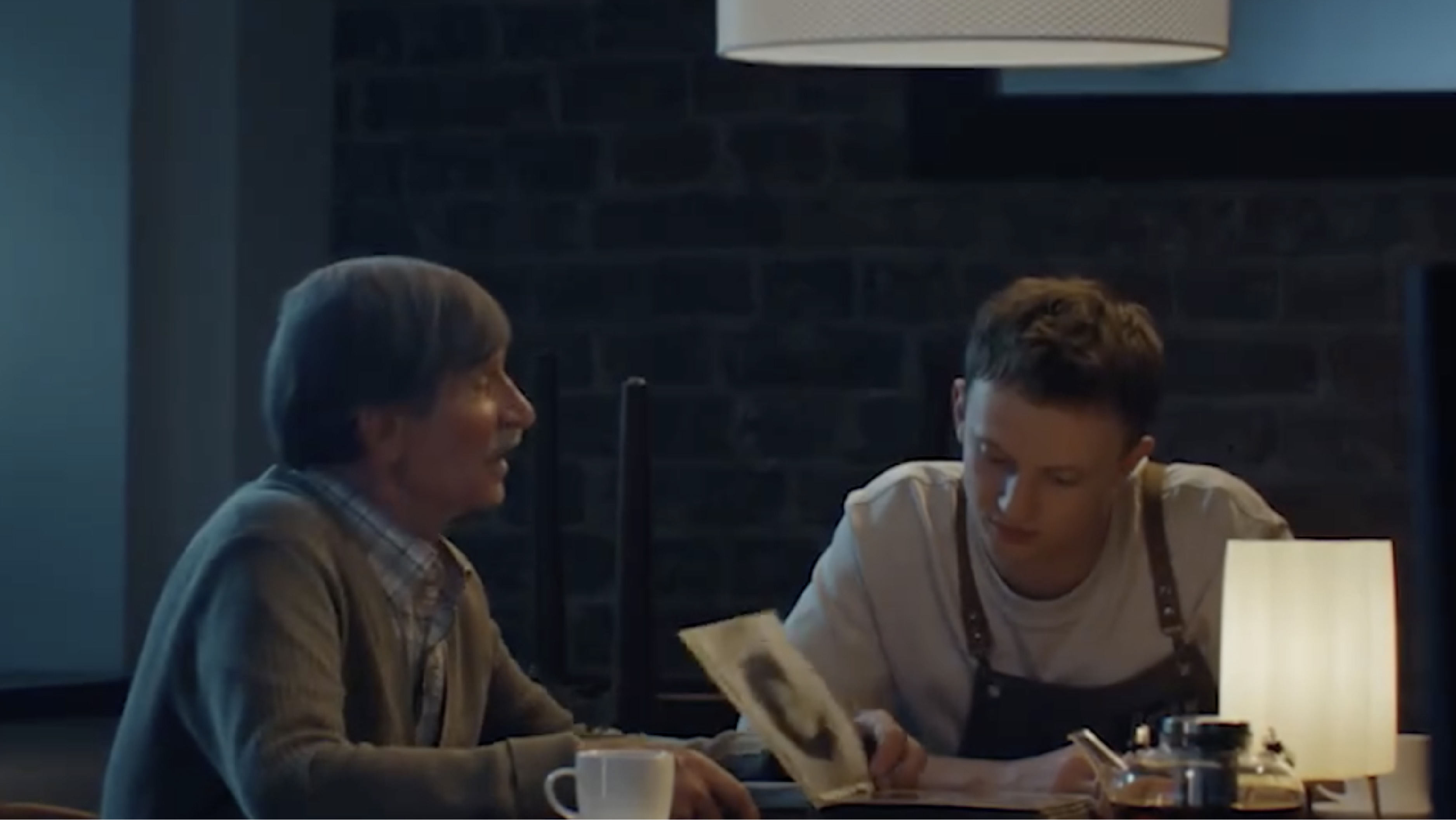 BBDO и МТС запустили рекламную кампанию о важности общения с пожилыми людьми